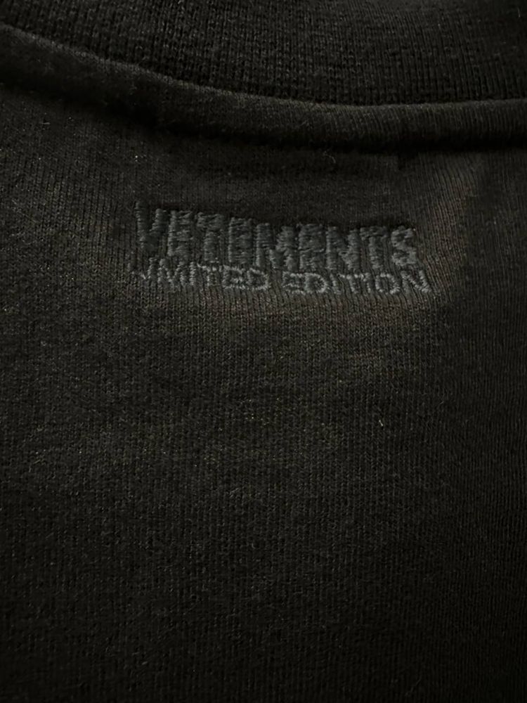 Мужская Футболка Vetements