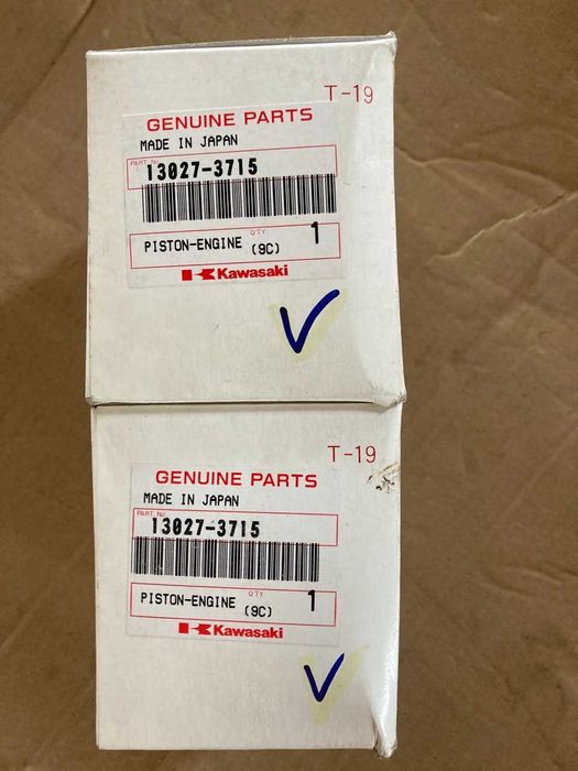 Поршень в Комплекте Kawasaki 13027-3715