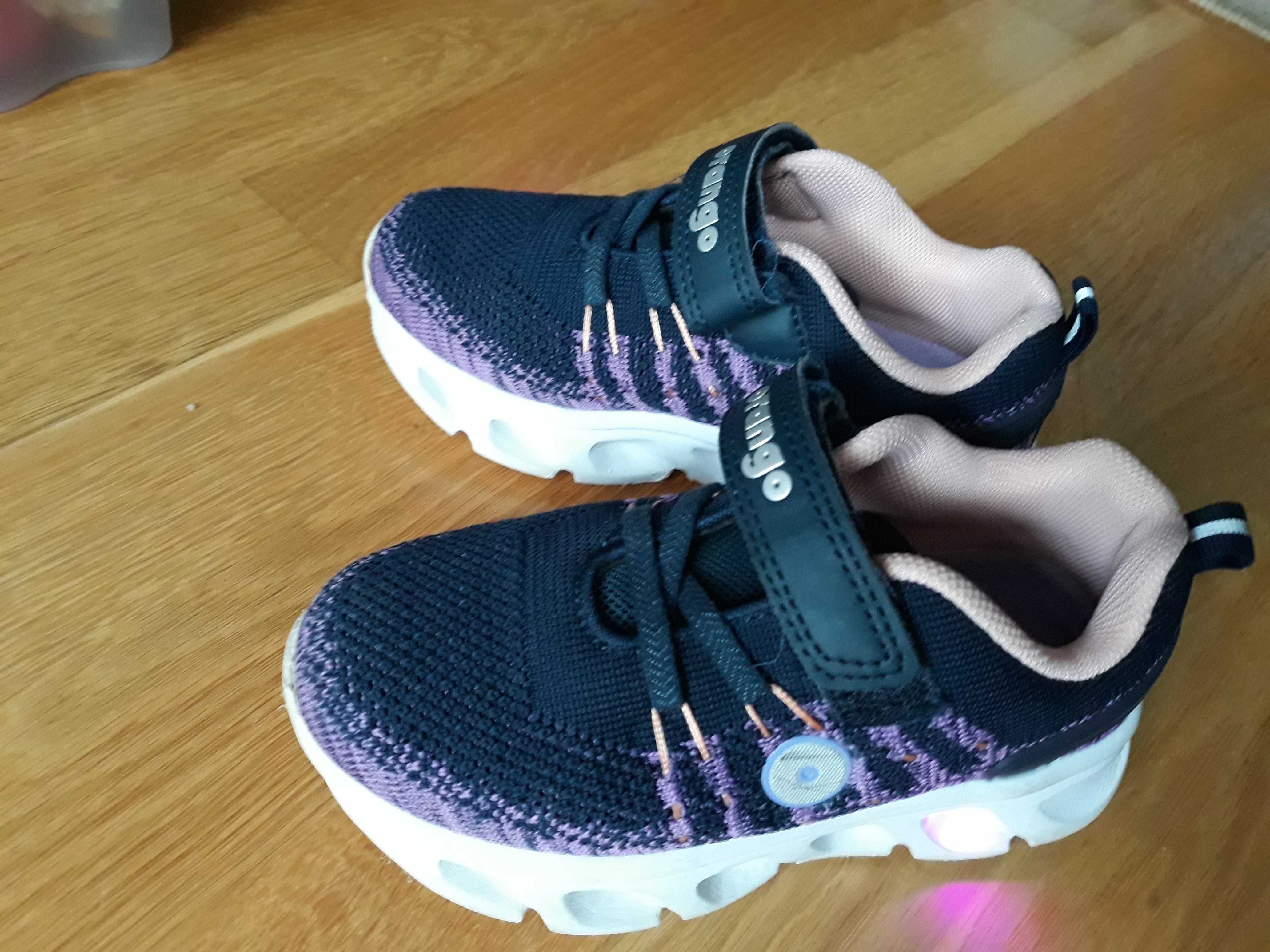 Świecące buty dziecięce rozmiar 27