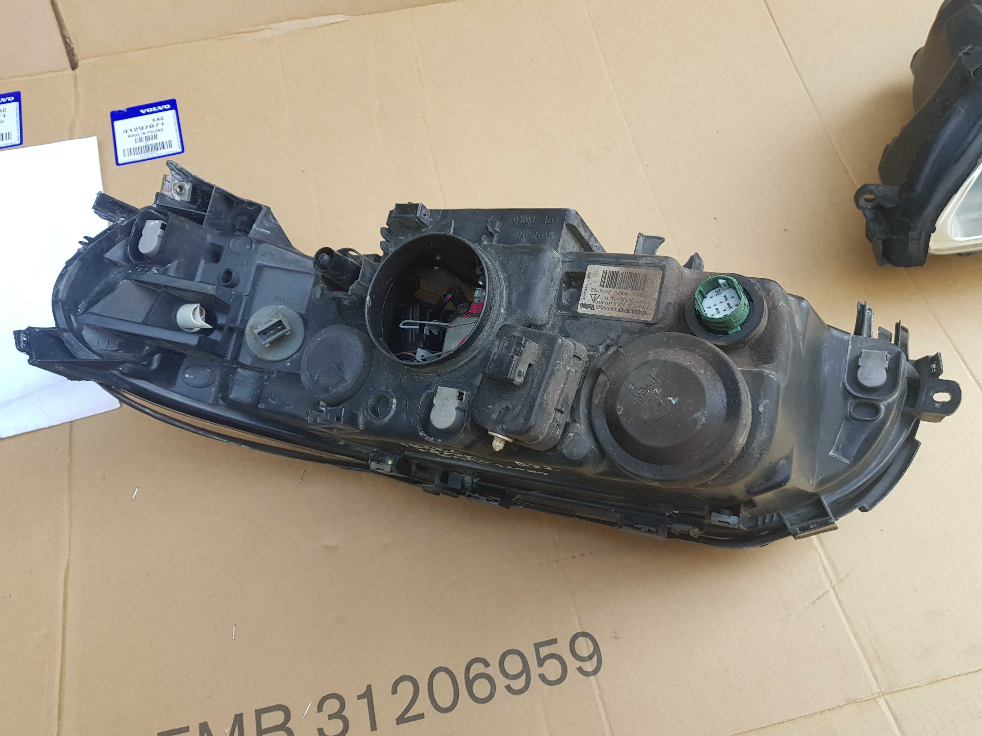 VOLVO S60 V70 XC70 Lampa Reflektor EUROPA Lift Xenon Szara KOMPLETNA