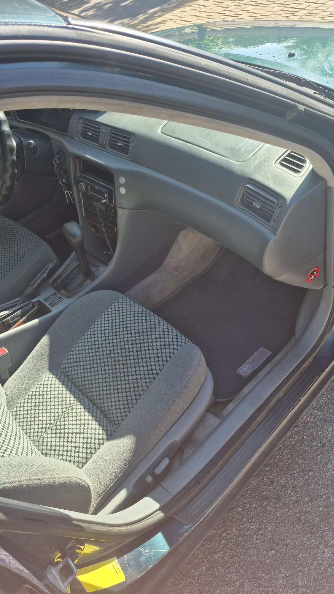 Продам Camry XV20 3л V6 автомат климат 4й газ
