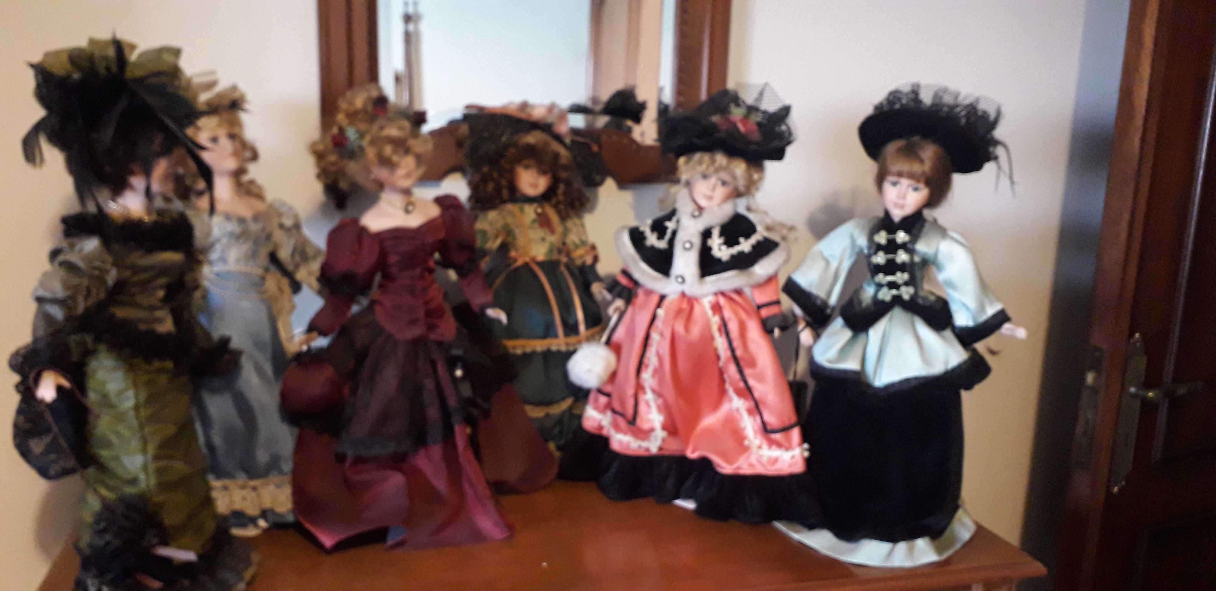 Bonecas de porcelana "Damas antigas"*** NOVO PREÇO***