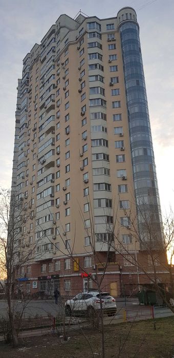 Иорданская 1 (Лайоша Гавро)165 м2. 2-х уровневая .Без комисии.