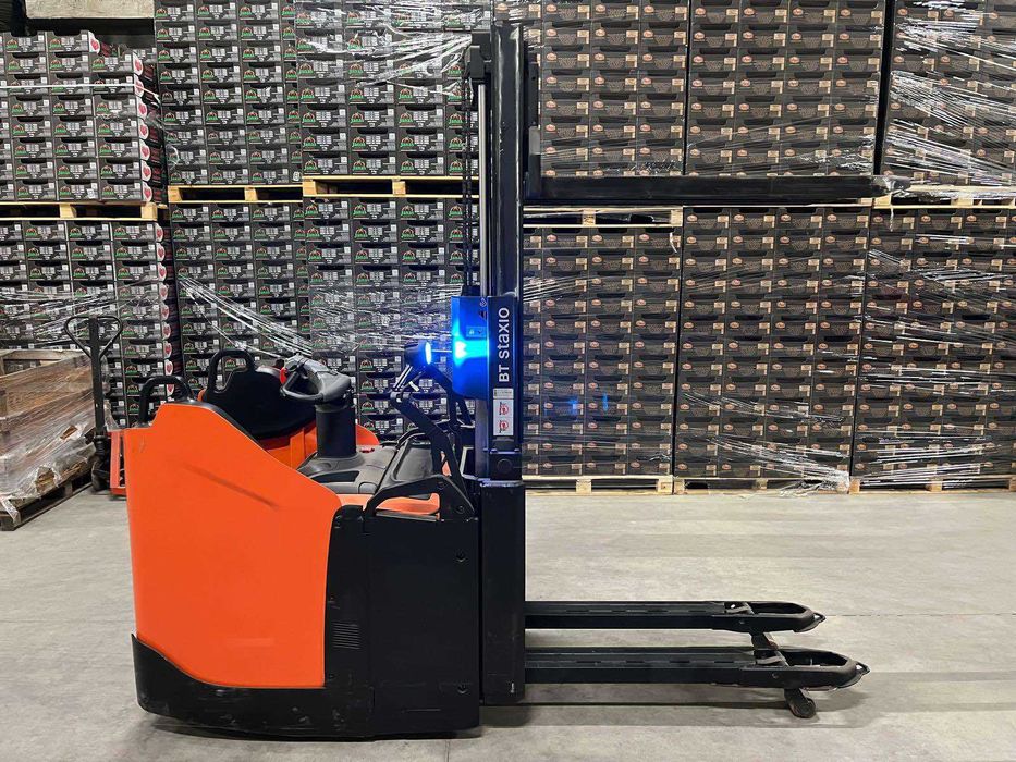 Paleciak elektryczny/sztaplarka TOYOTA SPE200D - rok 2017