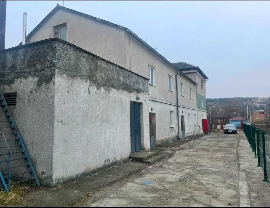 Продам виробниче приміщення, с. Шоломінь