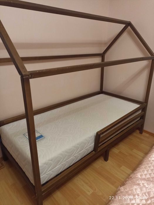 Ліжко будинок + матрац