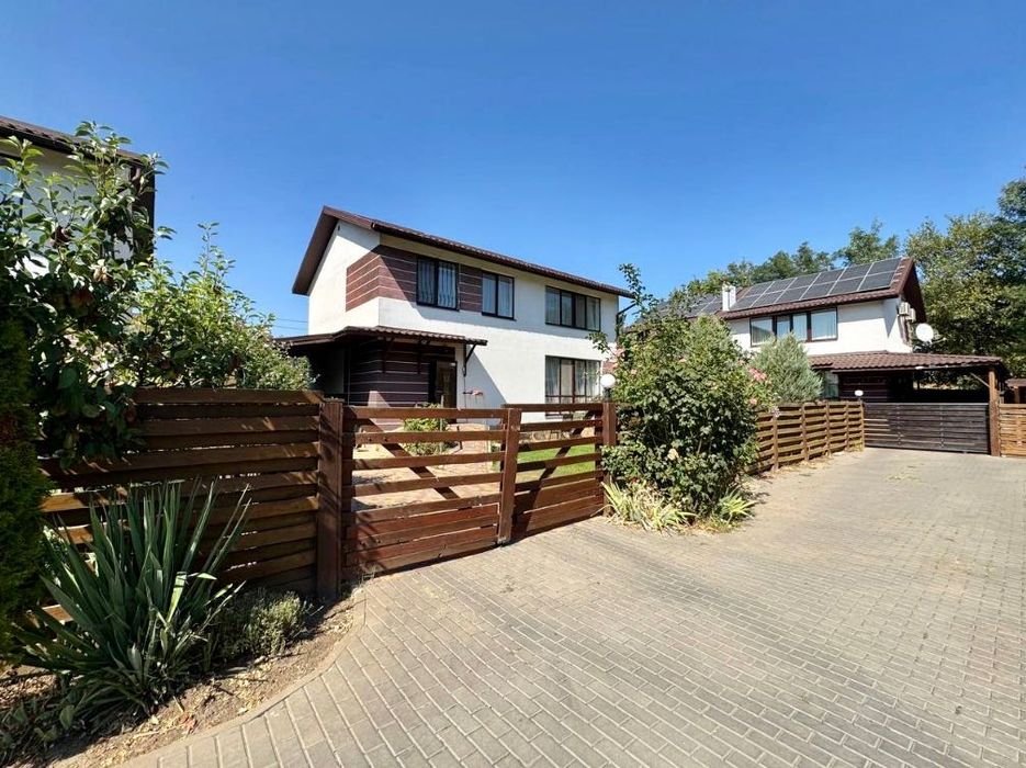 Хозяйский дом на 3х сотках с ГосАктом.