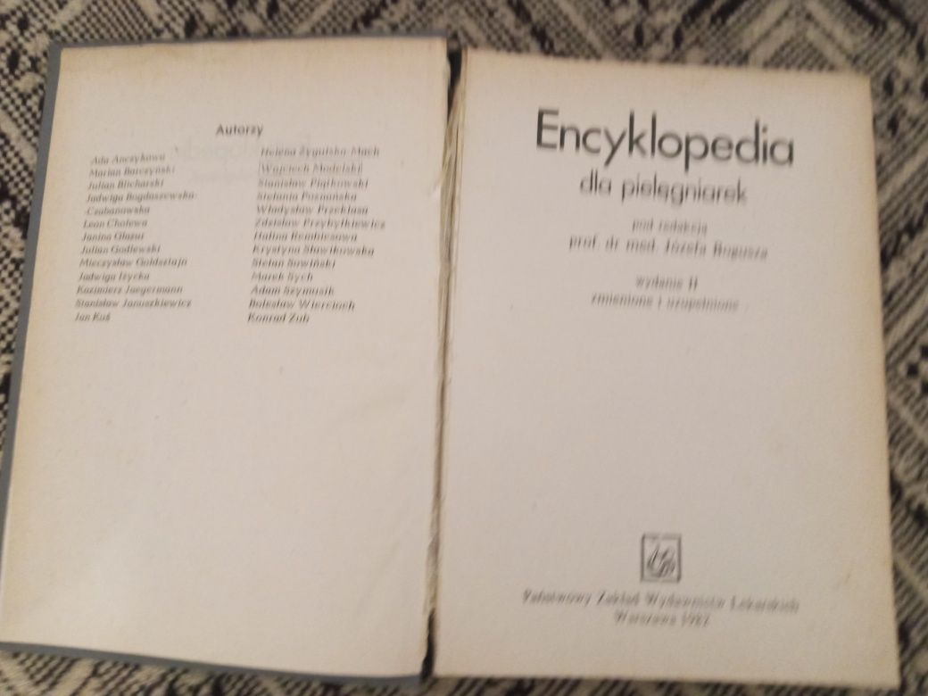 Encyklopedia dla pielęgniarek 1982 Józefa Bogusza Okazja !