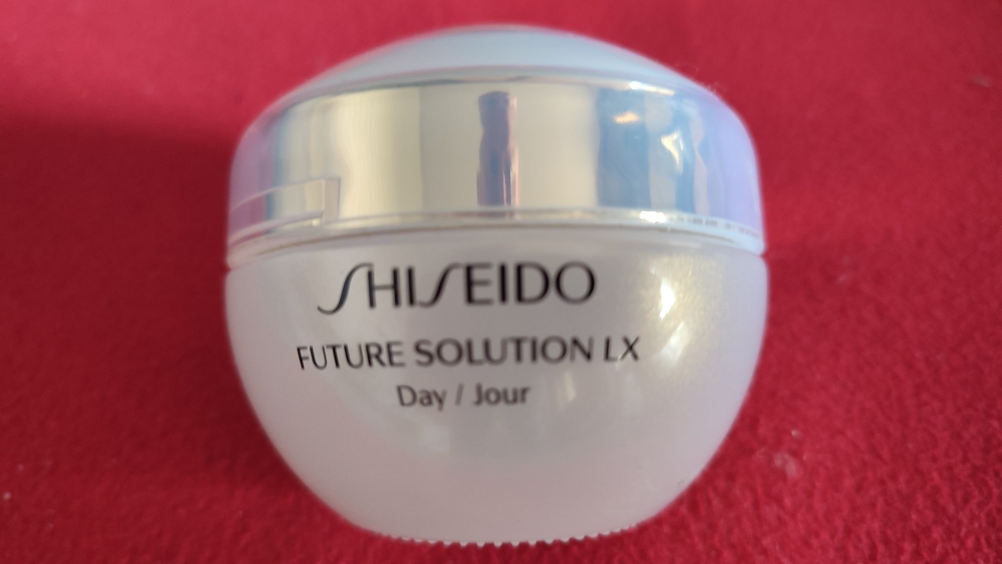 Słoiczek po kremie Shiseido Future Solution LX