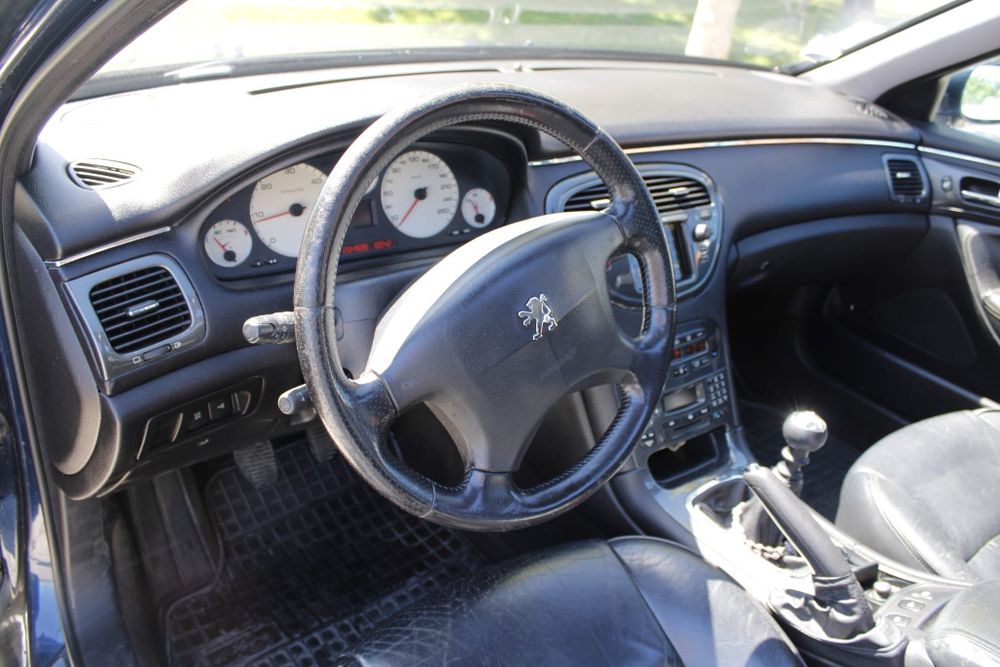 Peugeot 607 2.2HDi 133 Azul Sedan