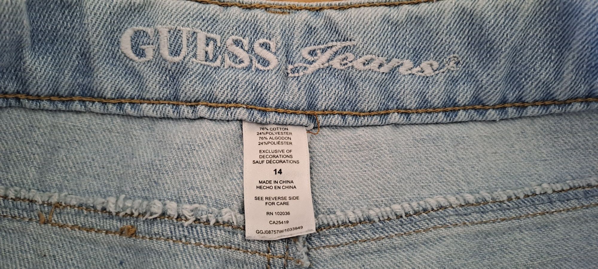 Calções Guess : Tam 14 anos