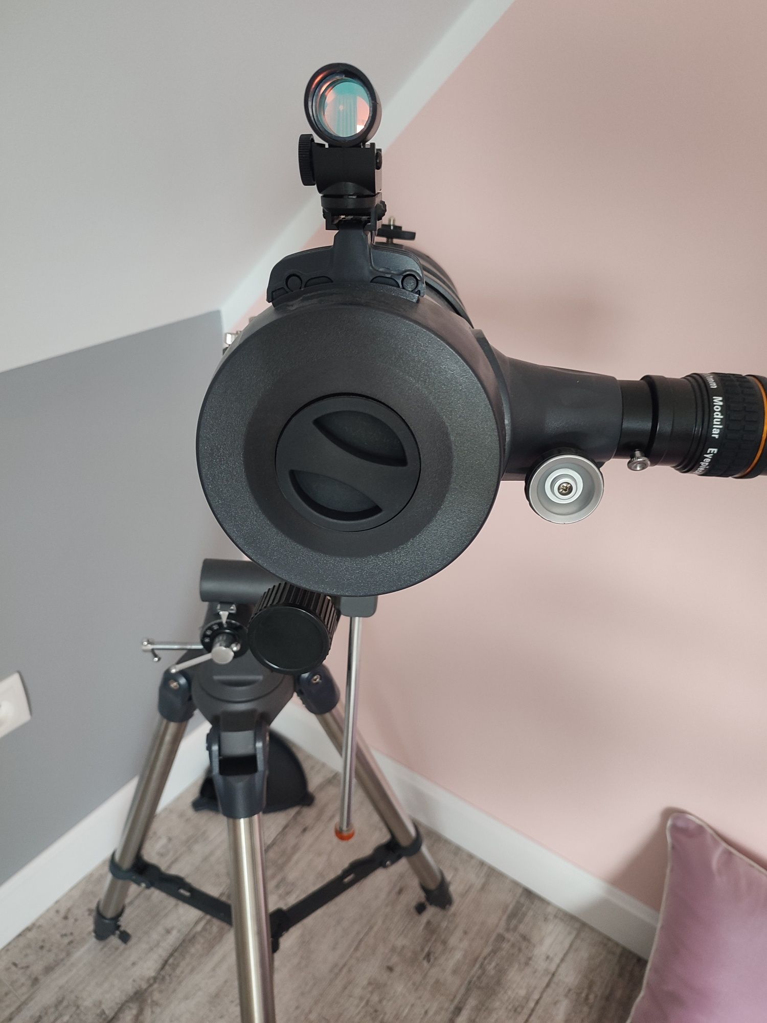 Teleskop Celestron AstroMaster 114 EQ