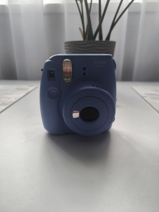 Фотоапарат Instax mini 9 +чехол