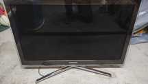 TV Samsung UE32C6620UW (para peças)