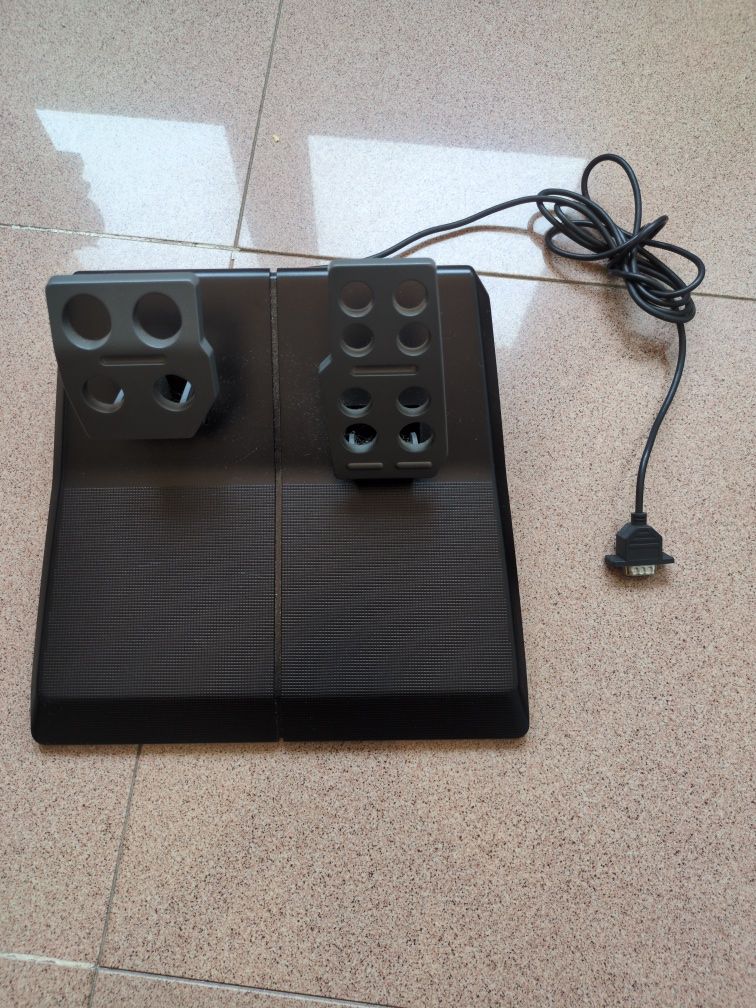 Volante Logitech Driving Force EX