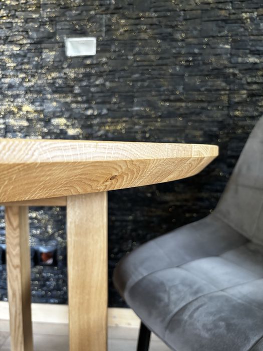 Okrągły stół drewniany dębowy