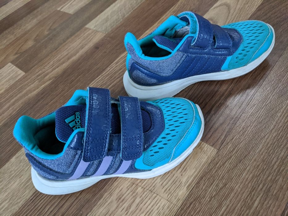 Кроссовки Adidas 28 р.