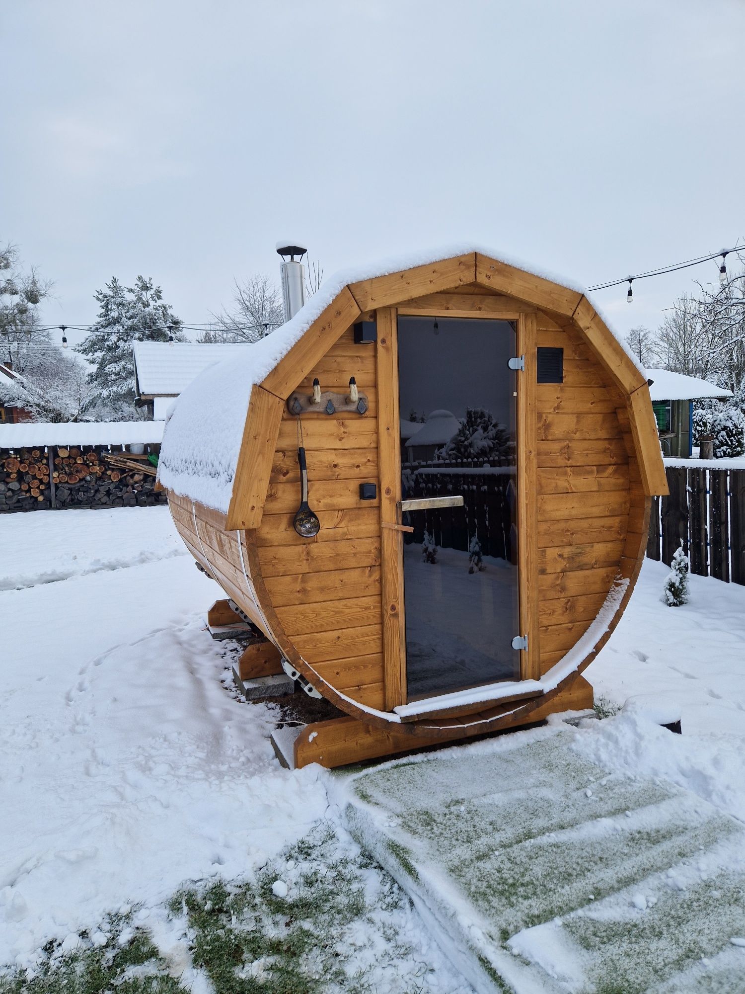 Domki na Podlasiu jacuzzi/balia sauna kucyki plac zabaw