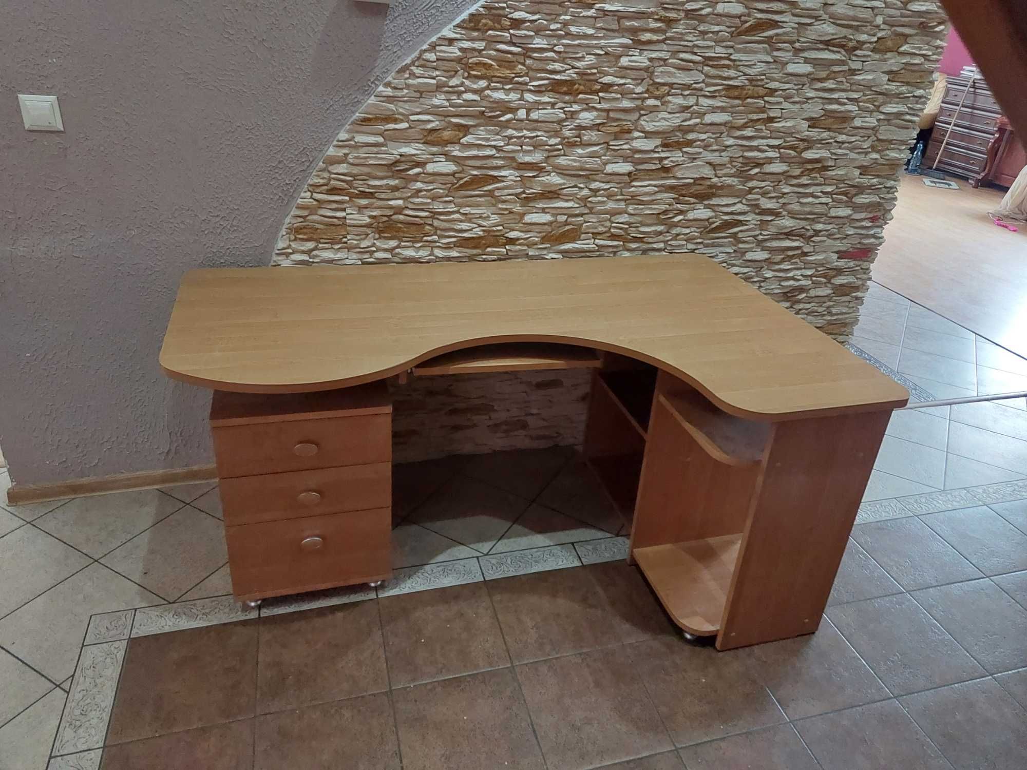 Biurko narożne kolor olcha 160 x 100 + fotel obrotowy biurowy