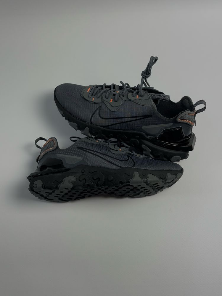 Кросівки Nike React