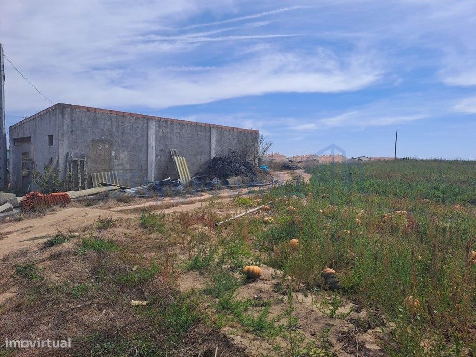 Terreno rústico com 26 400m² no Lugar da Estrada, Atouguia da Baleia