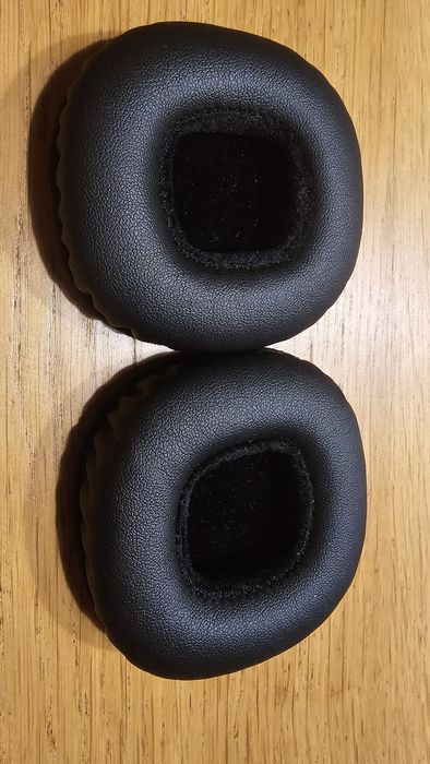 Marshall Mid Anc pianki na słuchawki, nauszniki.