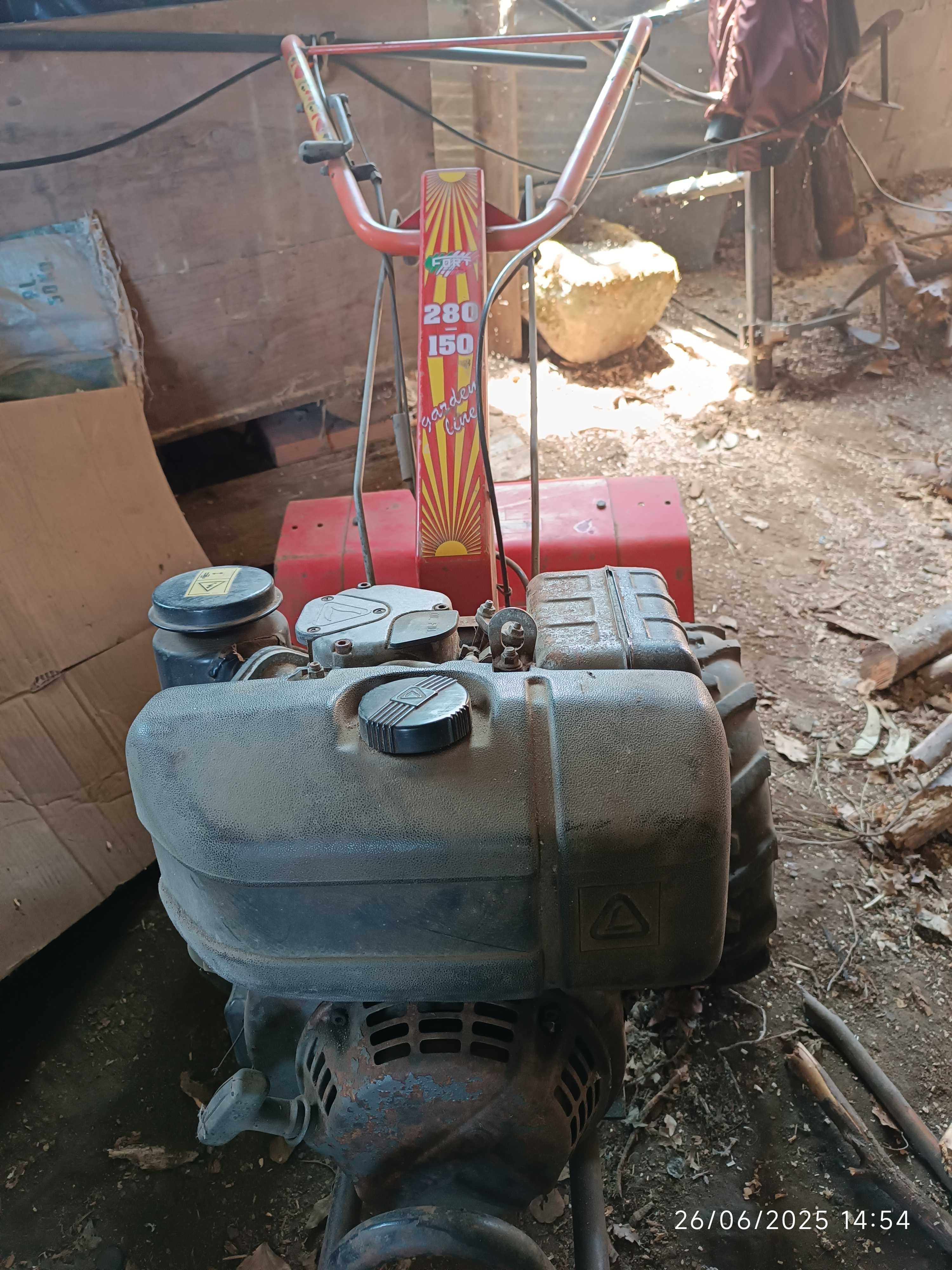 Motocultivador com frese lombardini