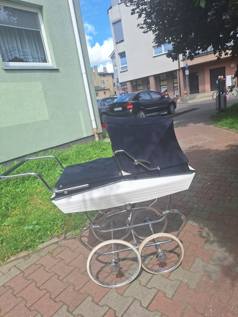 Wózek głeboki retro