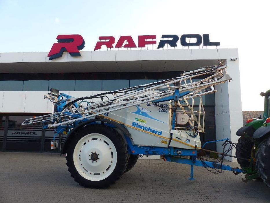 Blanchard Grand Large 3200  Kuhn John Deere