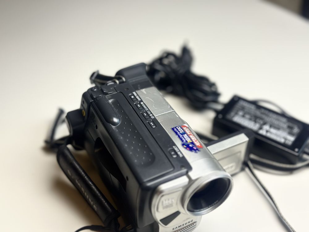 Kamera Samsung Hi-8 VP-L700 analog look sprawna, y2k