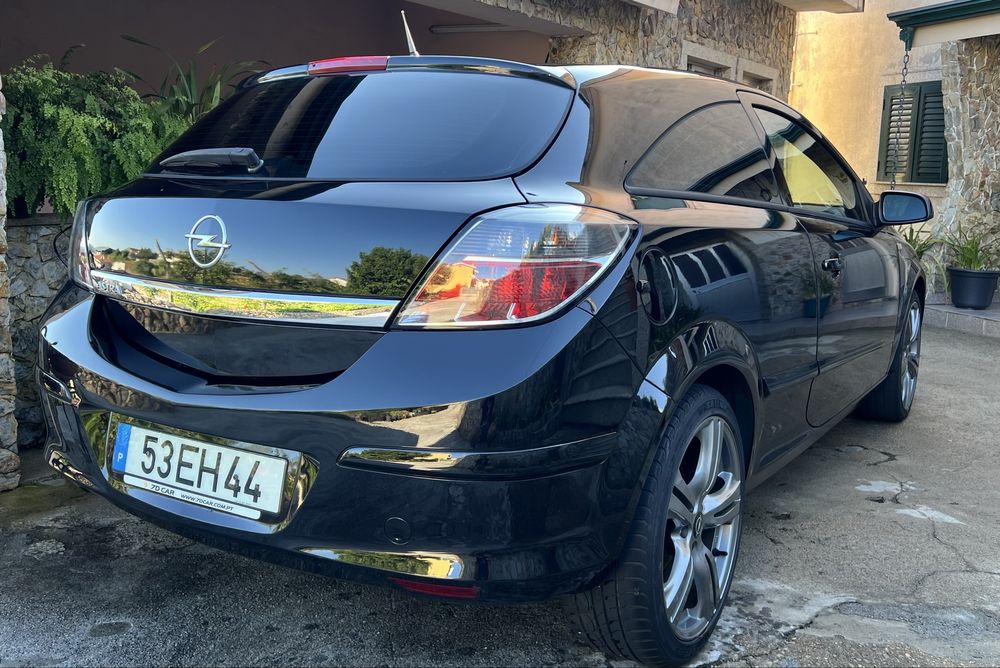 Opel Astra GTC 1.7 sport van 125cv