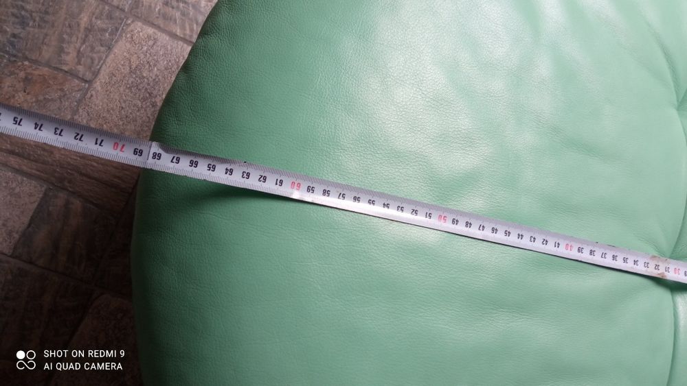 Pufa salonowa miętowa eko skóra