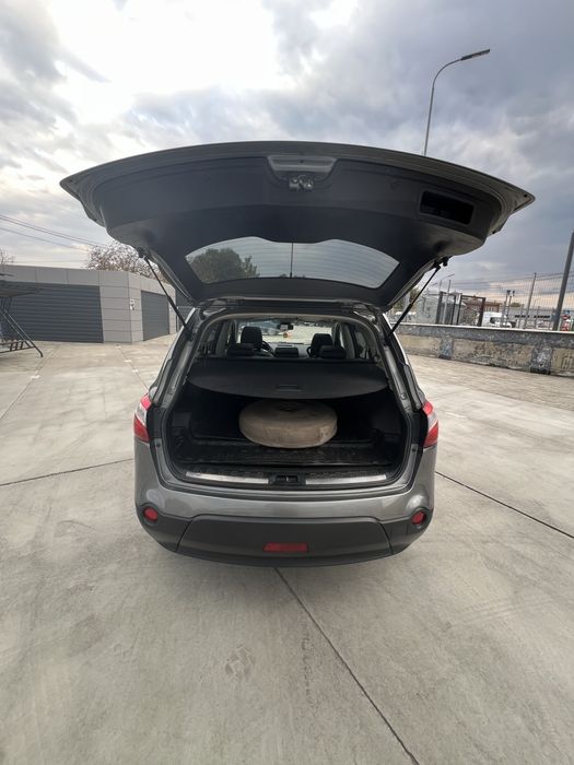 Nissan Qashqai+2 2012