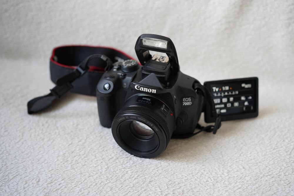Canon EOS 700D + Canon 50mm 1.8 STM