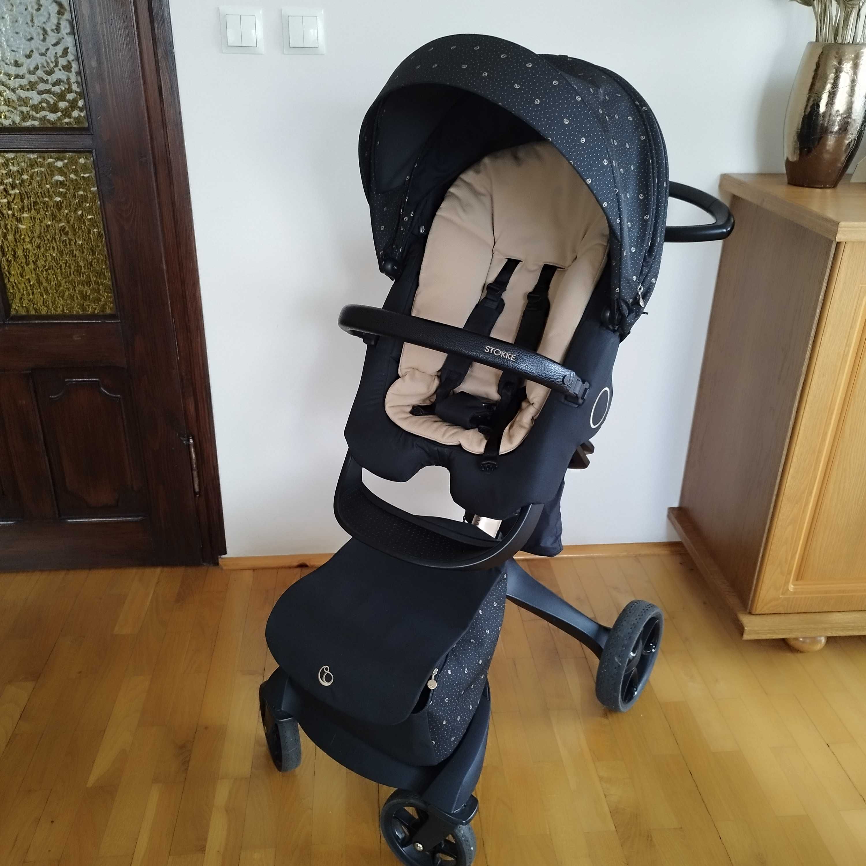 Stokke® Xplory® X wózek dziecięcy Signature Black