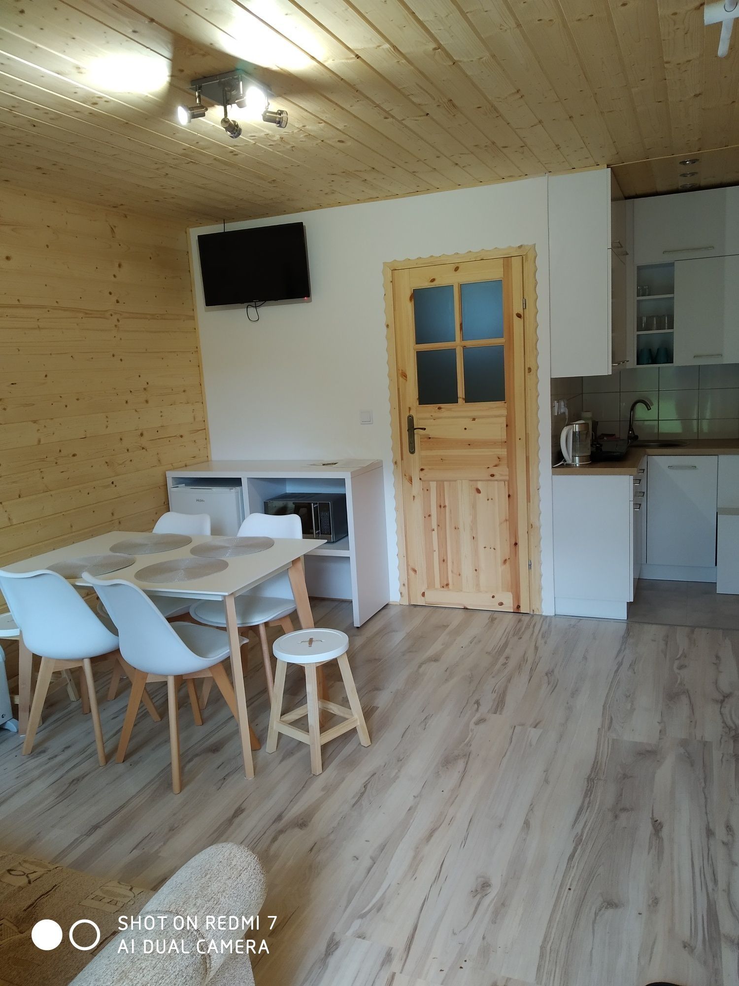 Domki na lipowej Beskid Niski, sauna,basen, duży ogród, plac zabaw