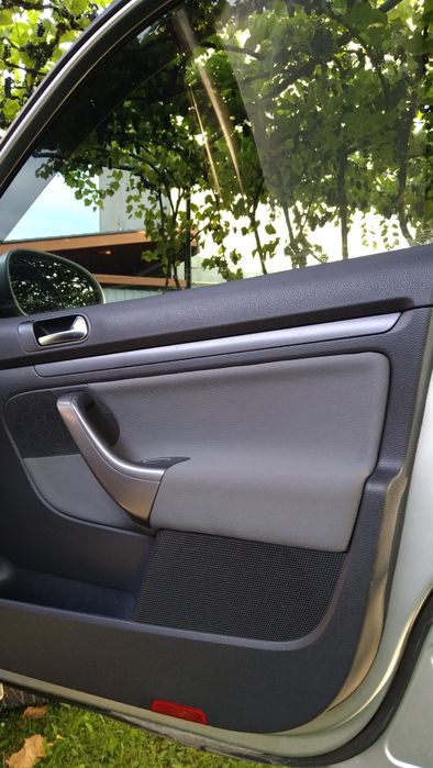 Ремонт/ Перетяжка потолка (стелі), стоек, дверних карт