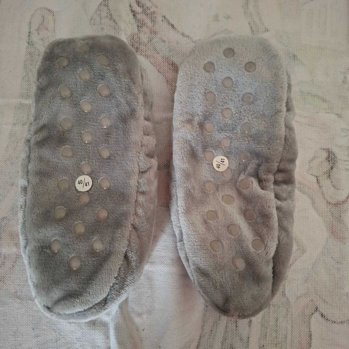 Kapcie damskie w kształcie kotków 40/41