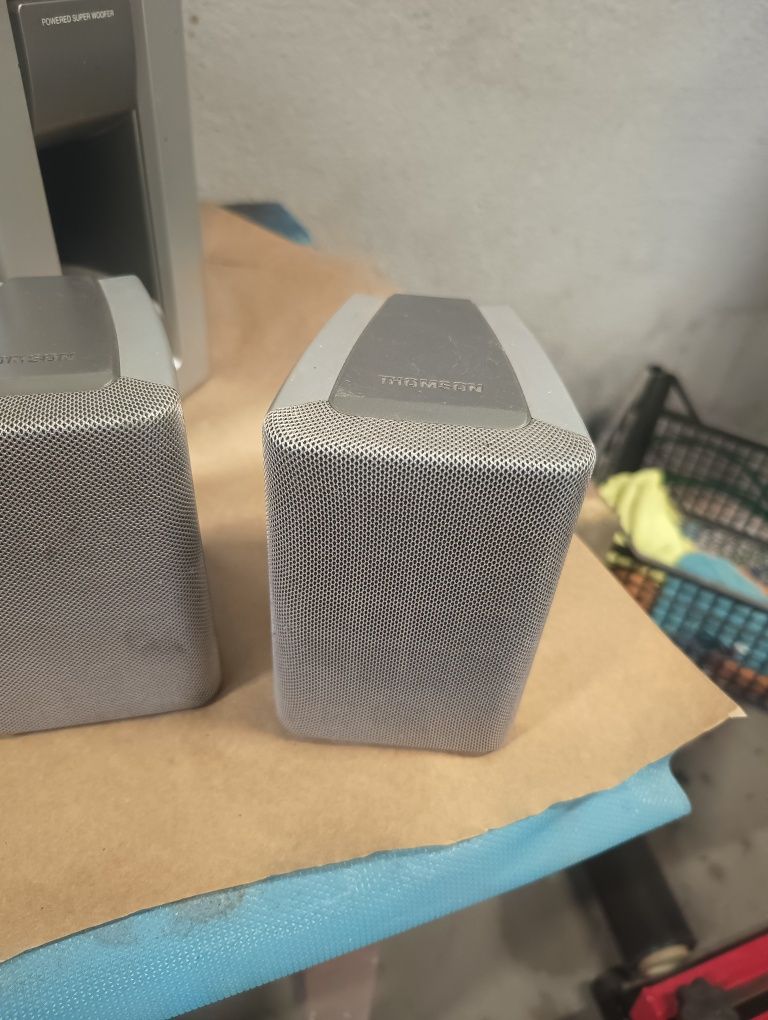 Głosniki i subwoofer do kina domowego Thomson DPL909VD