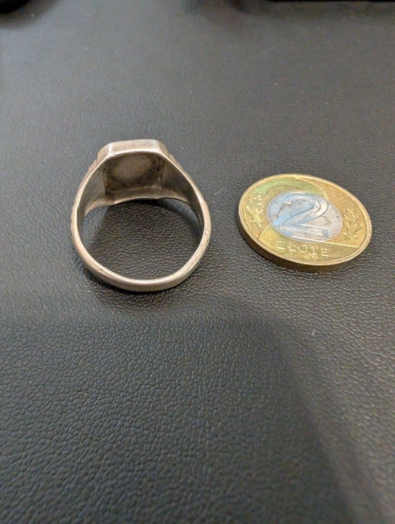 Srebrny sygnet 925 srebro pierścień pierścionek silver grawerowany
