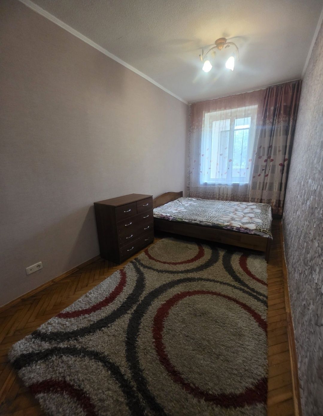 Сдам 2х комн квартиру м.ХТЗ