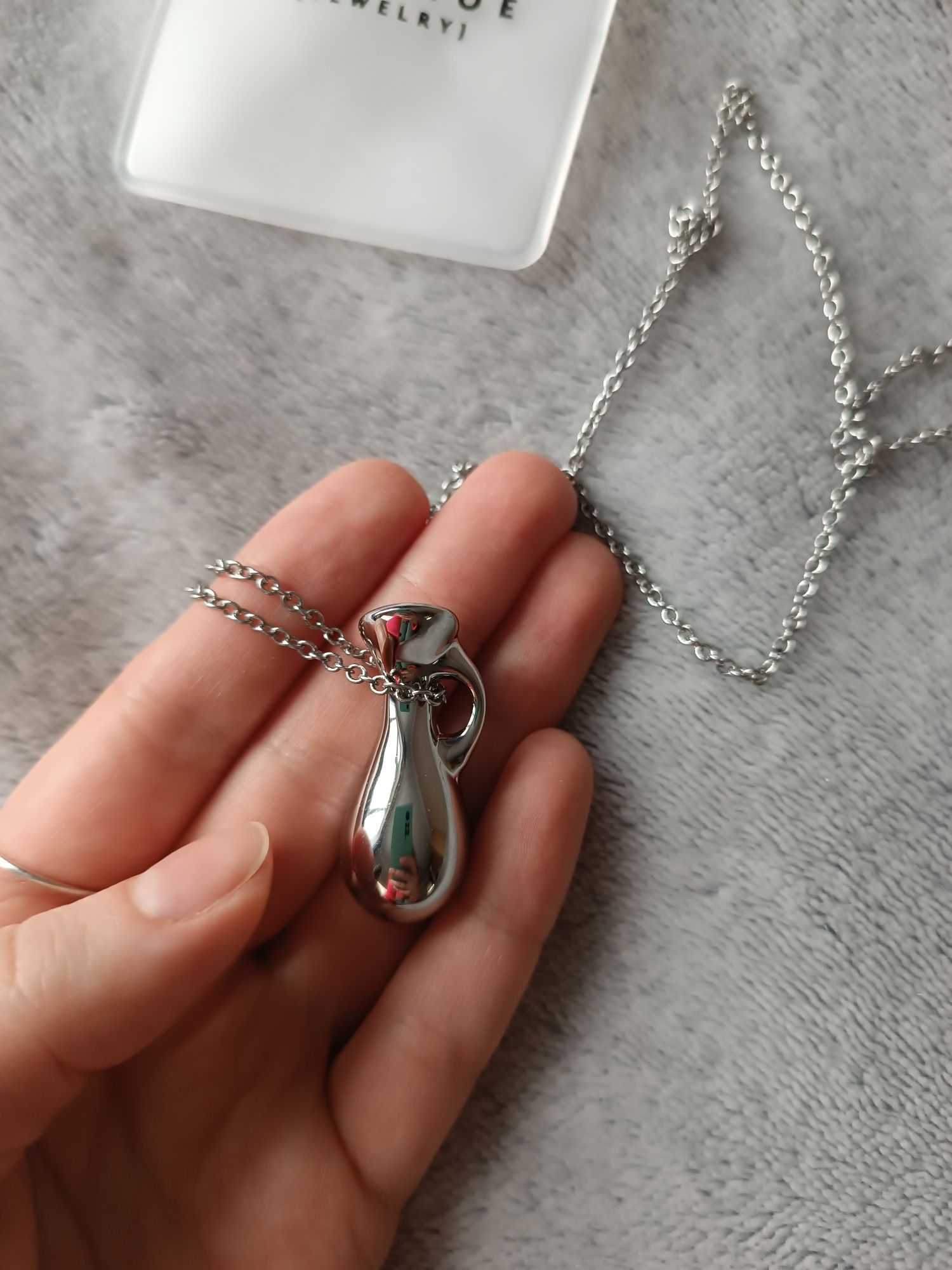 Кулон jug від бренду moemoe