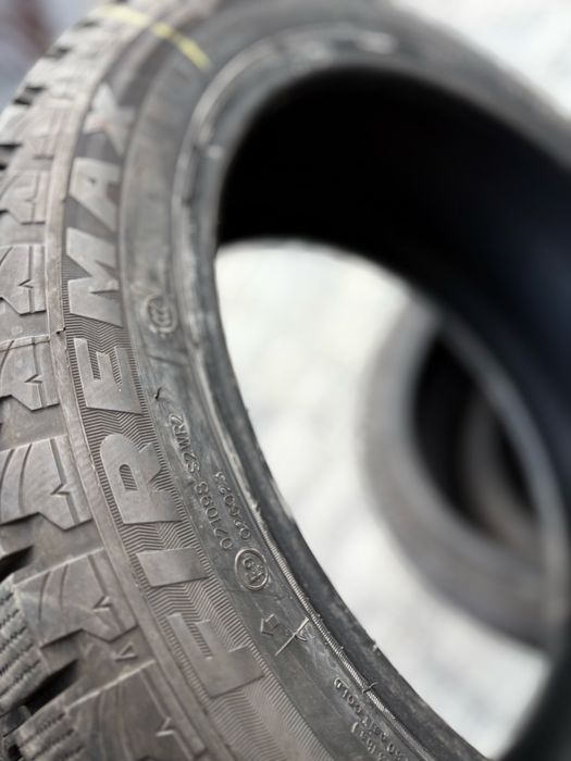 Opony zimowe FIREMAX 235/45 R18 - komplet (4szt)