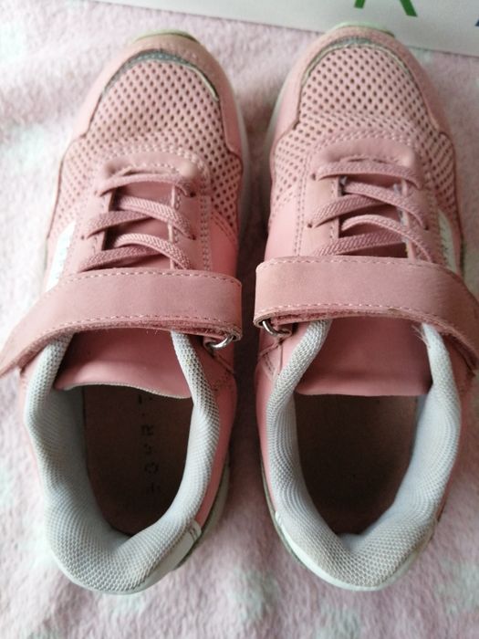 Buty ESPRIT r. 32 ( wypad. mniejsze 31) mało noszone