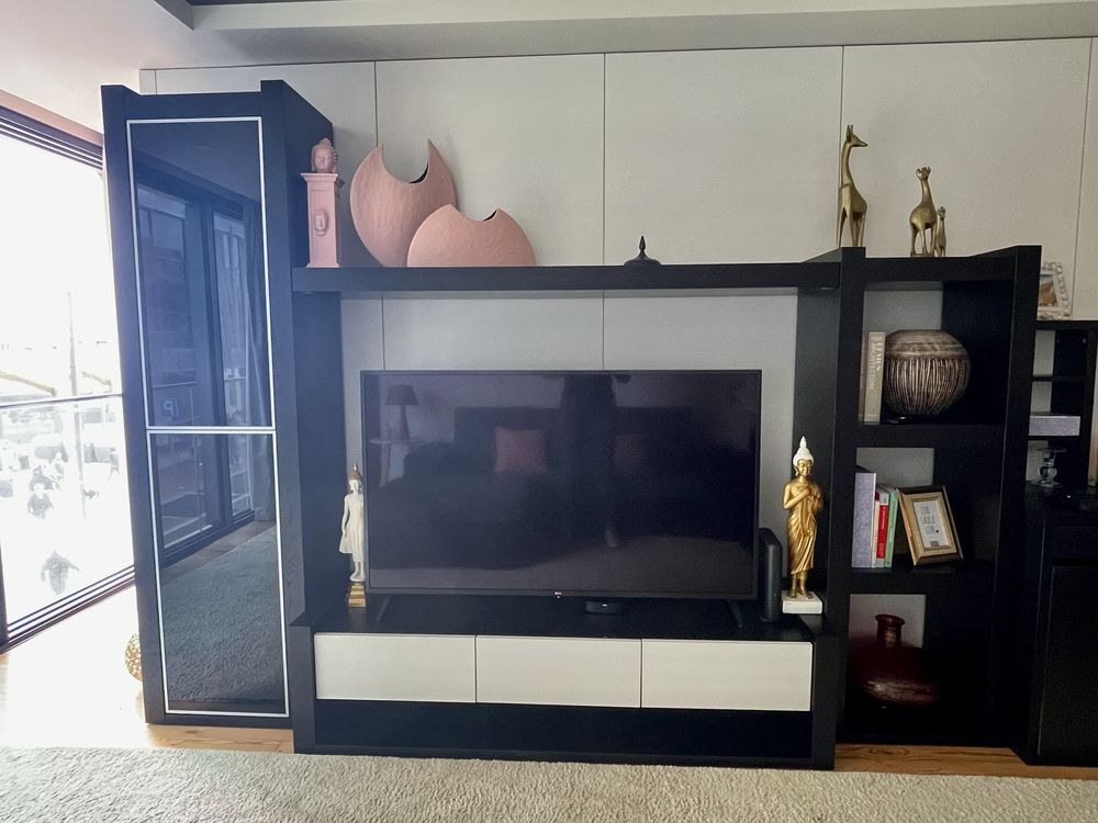 Móvel de sala para TV