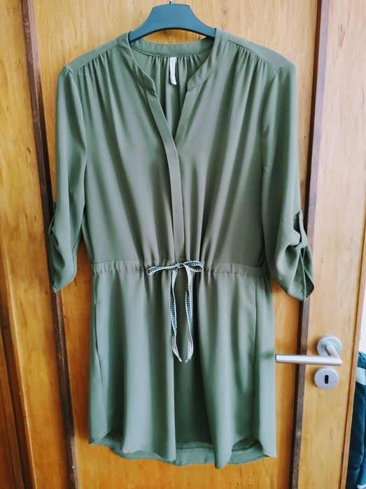 Vestido meia-estação verde