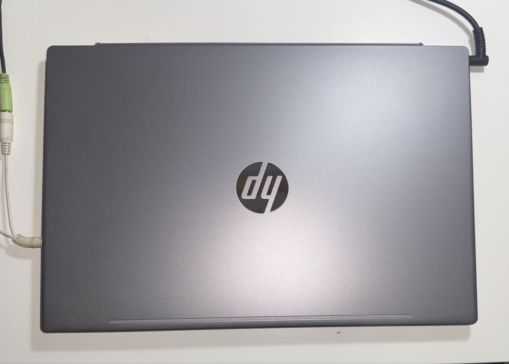 Portátil HP Pavilion 15-cs0013np