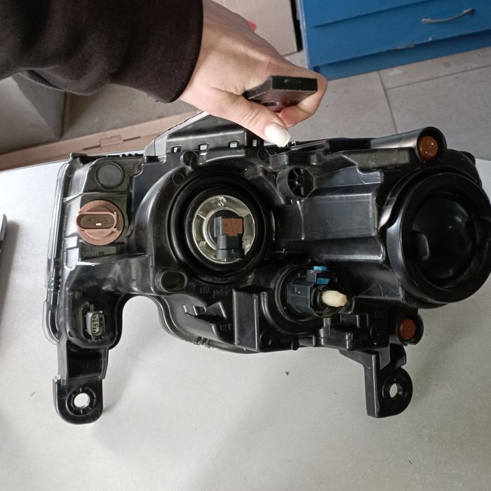 Фара права хром галоген Jeep Grand Cherokee WK2 16-