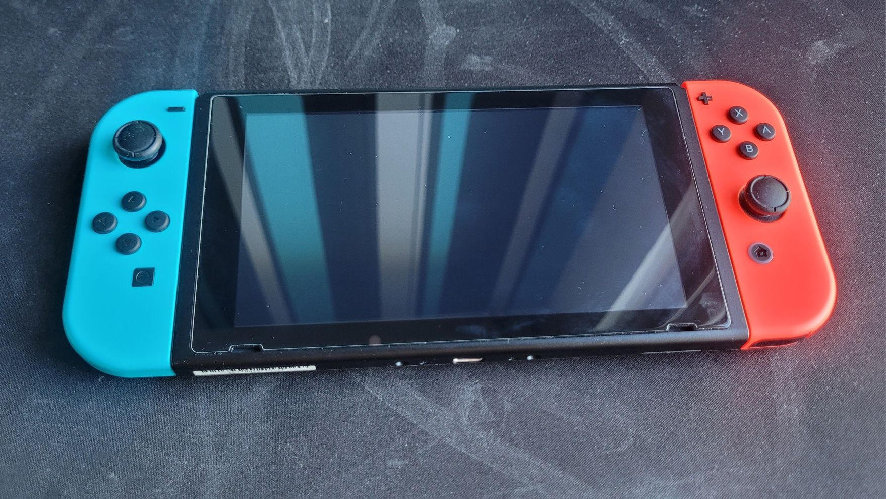 Nintendo Switch v2 || 3 gry || etui