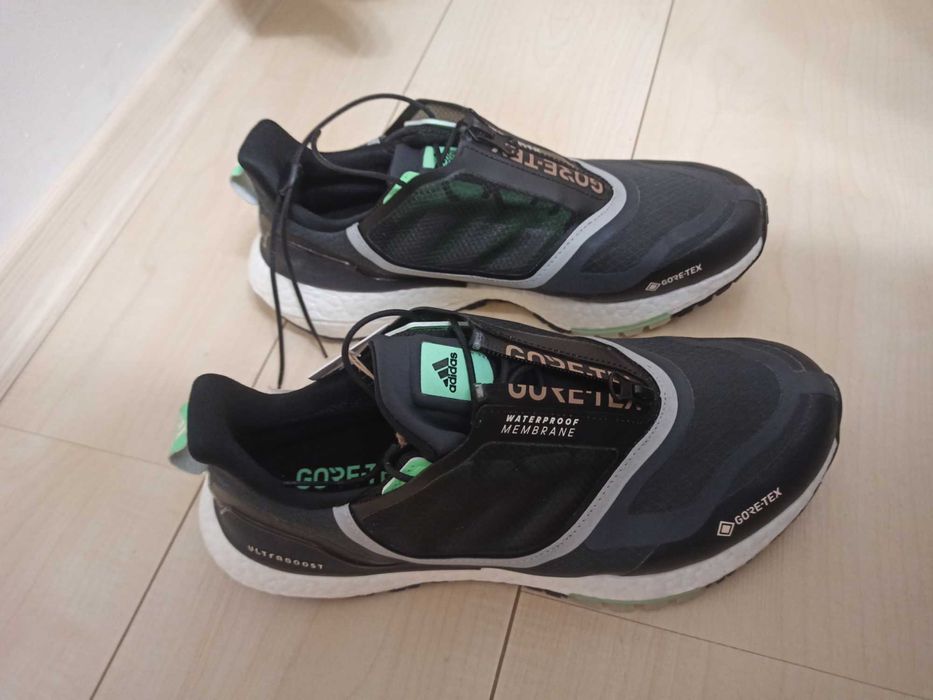 Buty do biegania w deszczu Adidas Ultra Boost 22 r. 41 i ⅓ 26 cm nowe